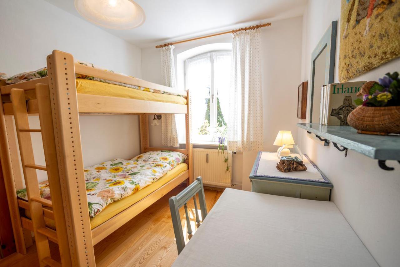 Landhauswohnung Mit Wildromantischem Garten Füssen Exteriör bild
