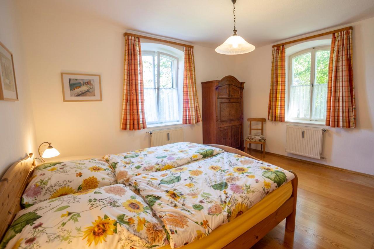 Landhauswohnung Mit Wildromantischem Garten Füssen Exteriör bild