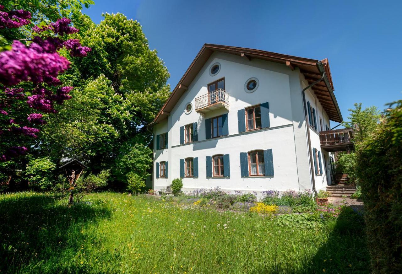 Landhauswohnung Mit Wildromantischem Garten Füssen Exteriör bild