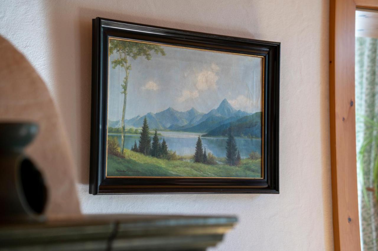 Landhauswohnung Mit Wildromantischem Garten Füssen Exteriör bild