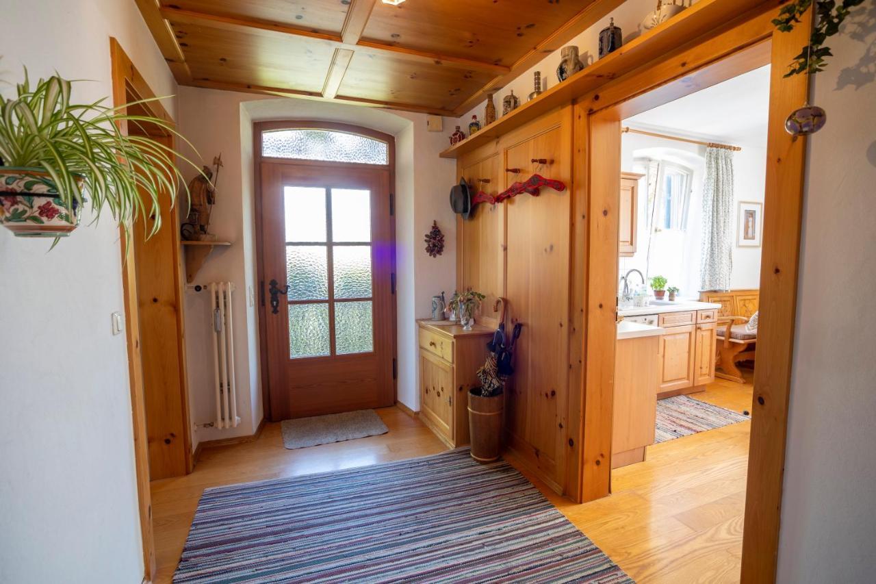 Landhauswohnung Mit Wildromantischem Garten Füssen Exteriör bild